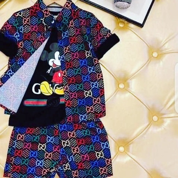 Clothes - Picture 2 of 2